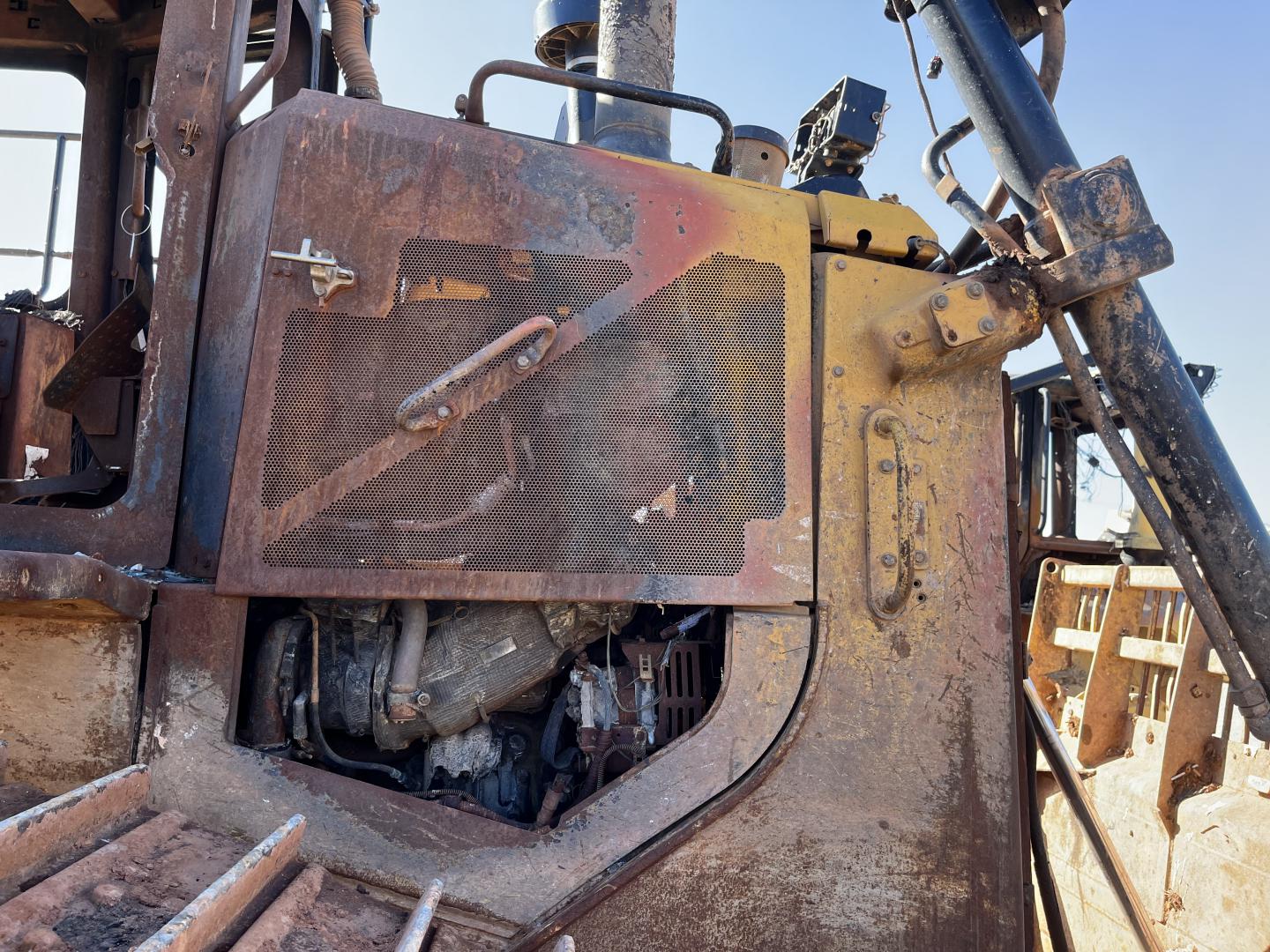 ./imagenes/INVOICE/2019/17392/TOPADOR FRONTAL CATERPILLAR D6T (15).JPG